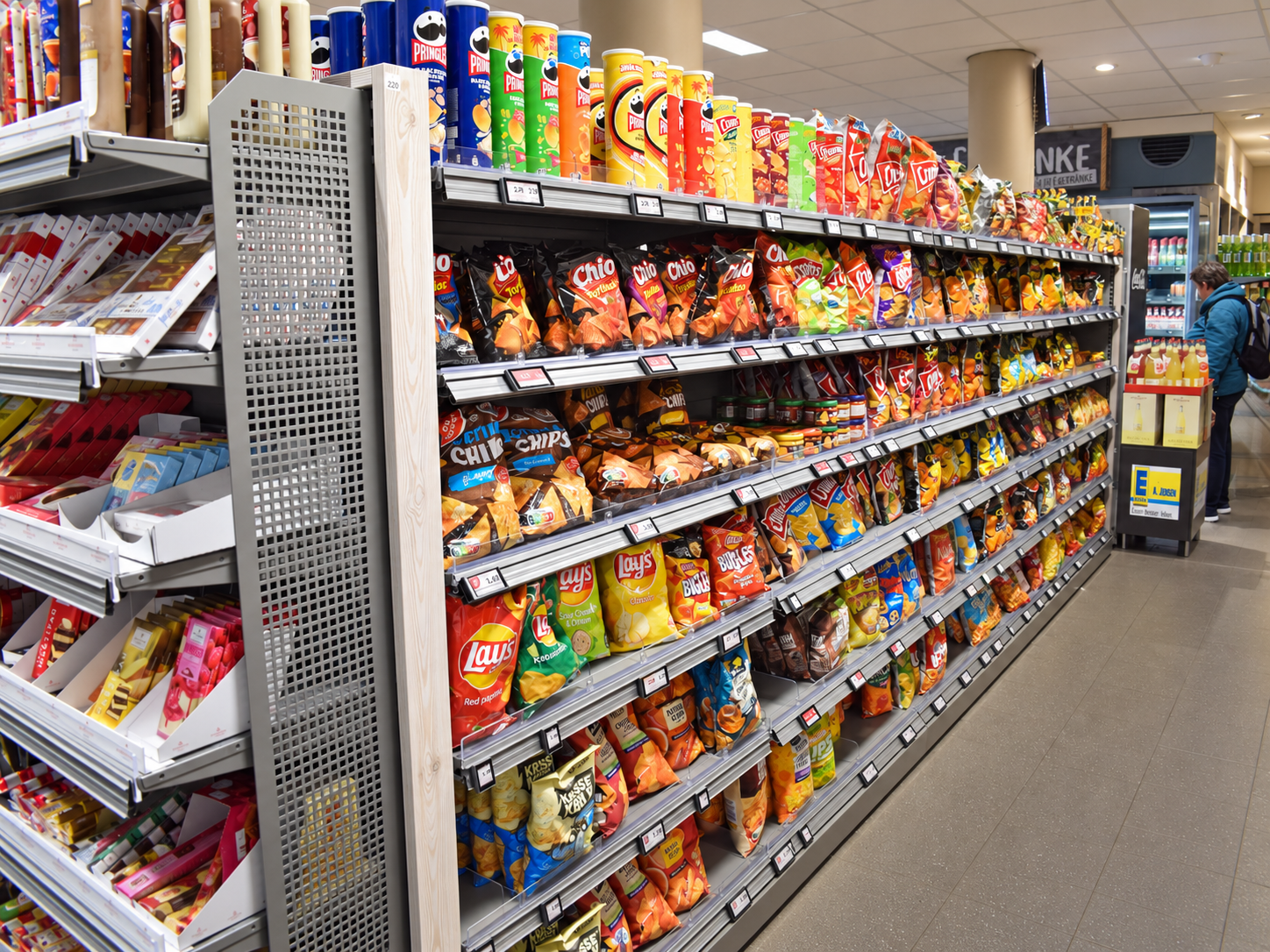 Snacks & Chips